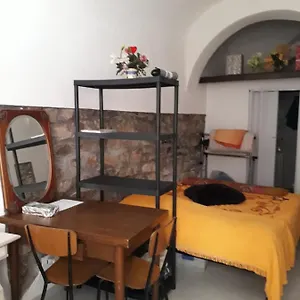 https://la-cave-medievale.hotelitalianriviera.com